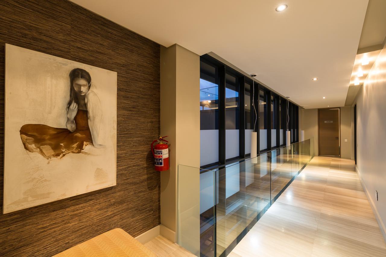 Living Hotel Lion'S Eye Cape Town Bagian luar foto